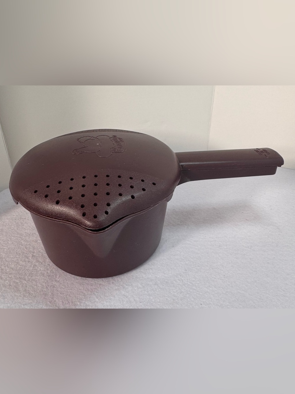 Pampered Chef 1 Qt 4 Cup Micro Cooker Cranberry Burgundy Strainer Lid